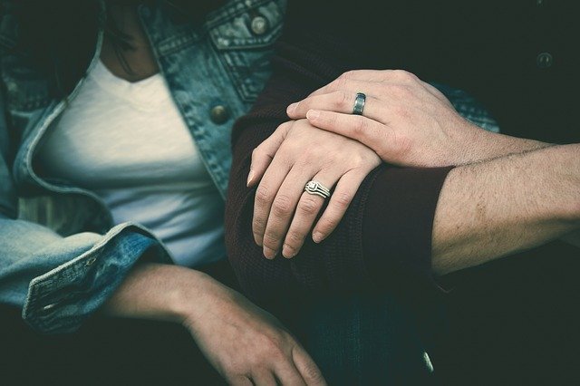 Oração para marido ficar caseiro